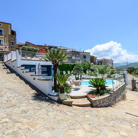 Готель Palazzo Gargano Prignano Cilento Екстер'єр фото