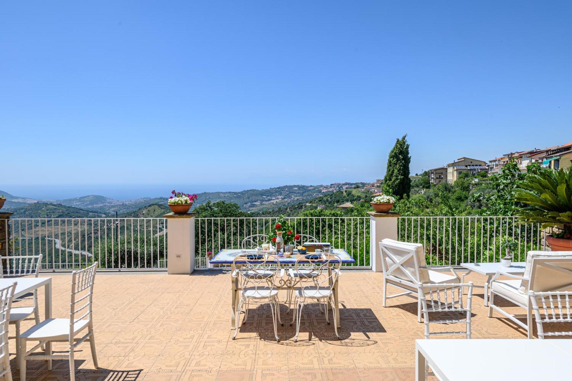Готель Palazzo Gargano Prignano Cilento Екстер'єр фото