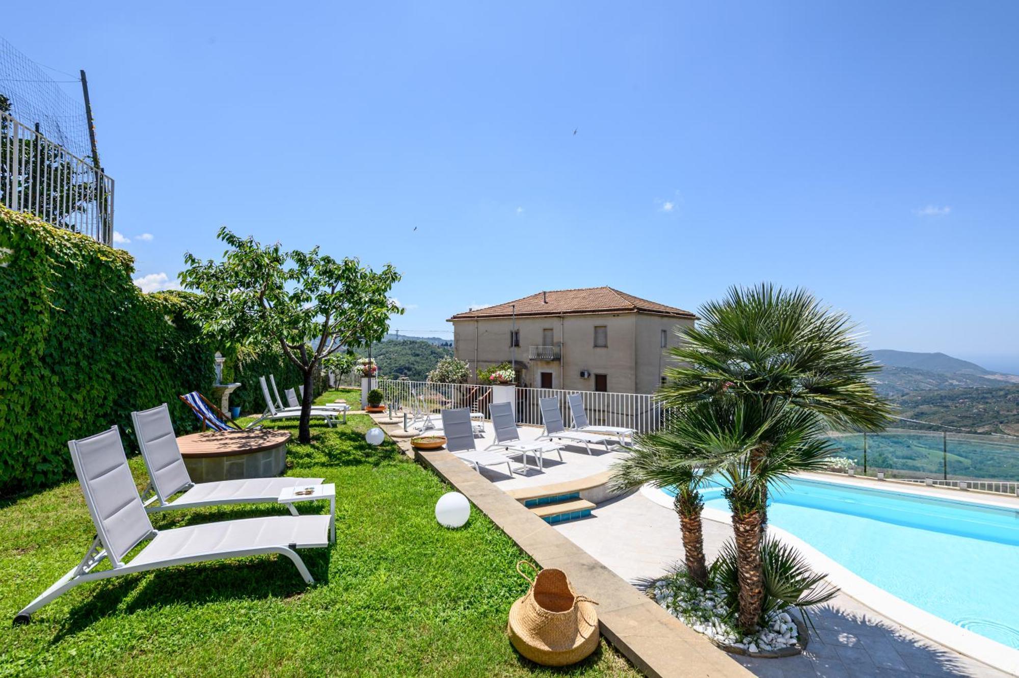 Готель Palazzo Gargano Prignano Cilento Екстер'єр фото