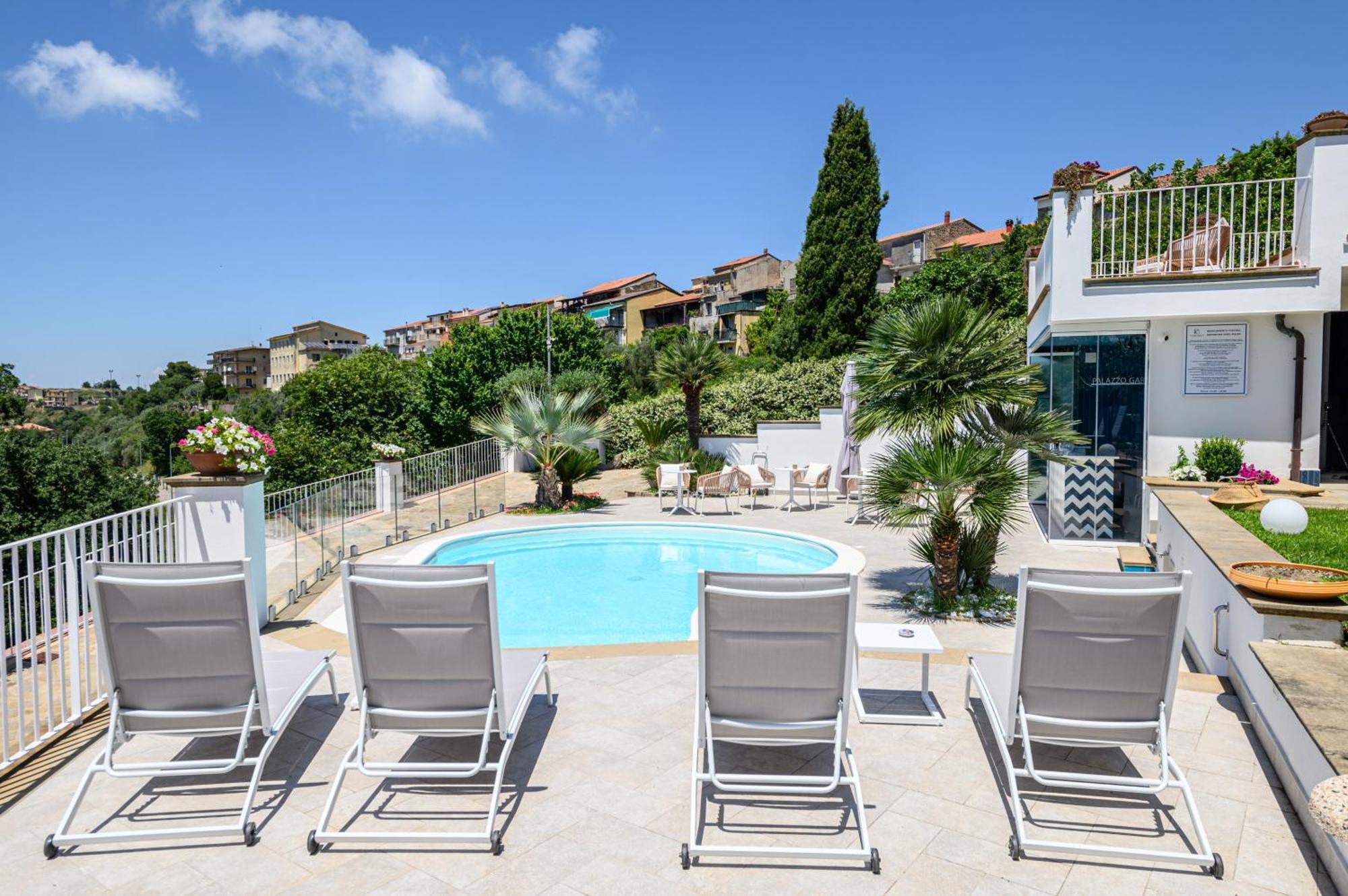 Готель Palazzo Gargano Prignano Cilento Екстер'єр фото