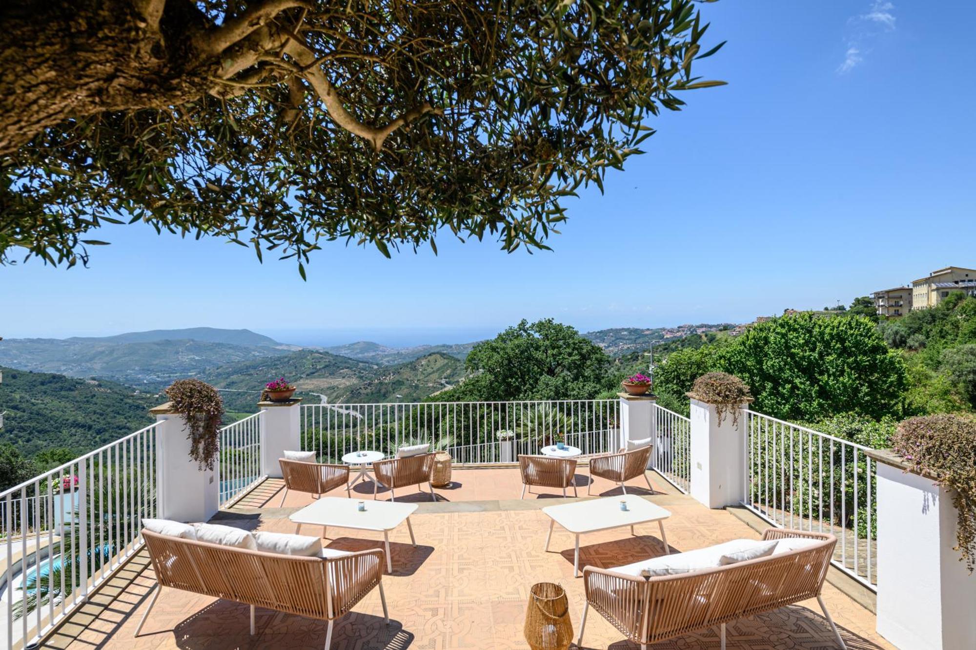Готель Palazzo Gargano Prignano Cilento Екстер'єр фото