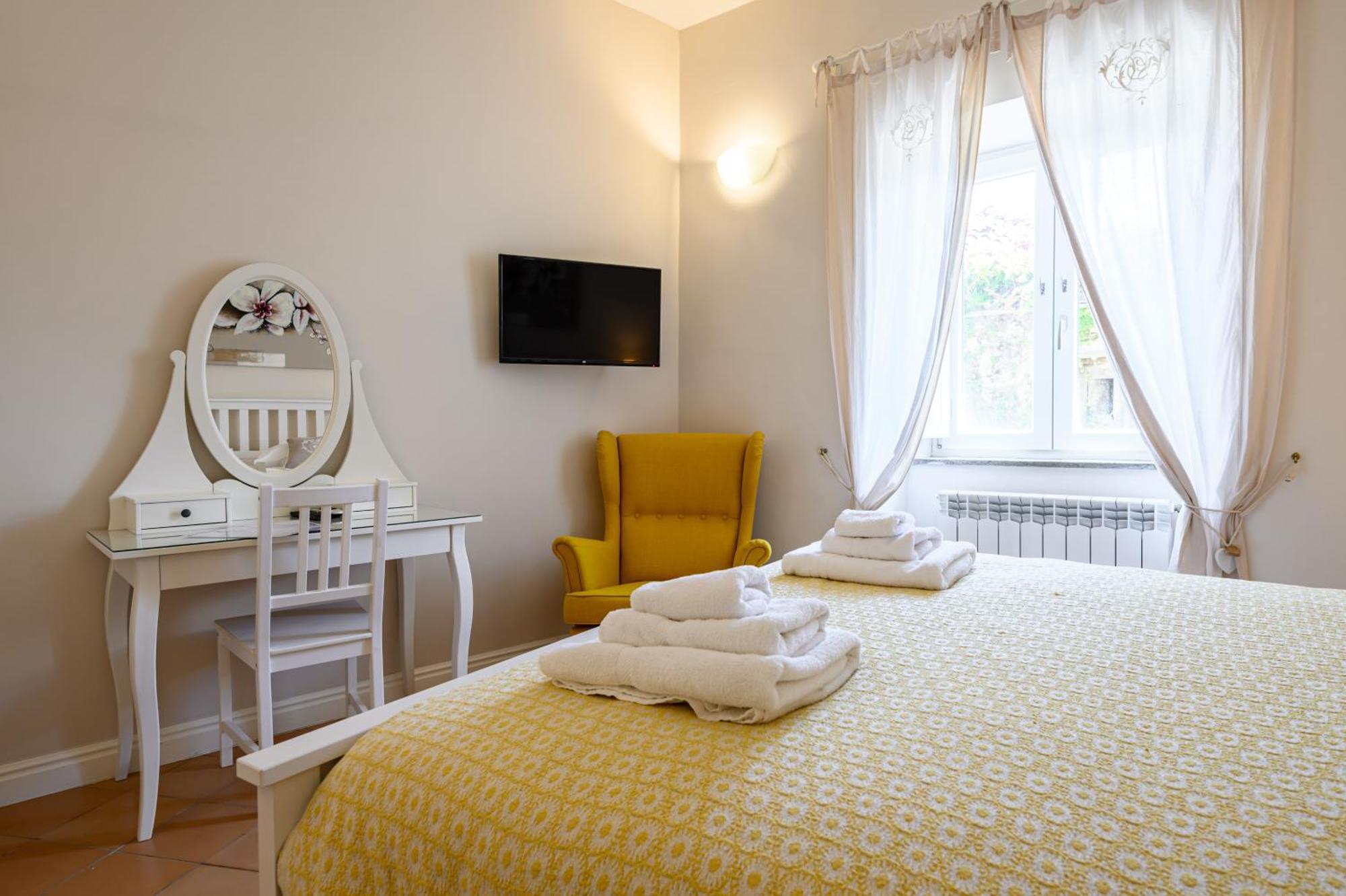 Готель Palazzo Gargano Prignano Cilento Екстер'єр фото