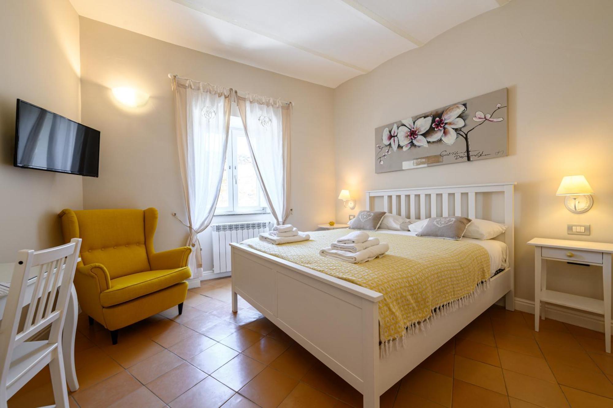 Готель Palazzo Gargano Prignano Cilento Екстер'єр фото