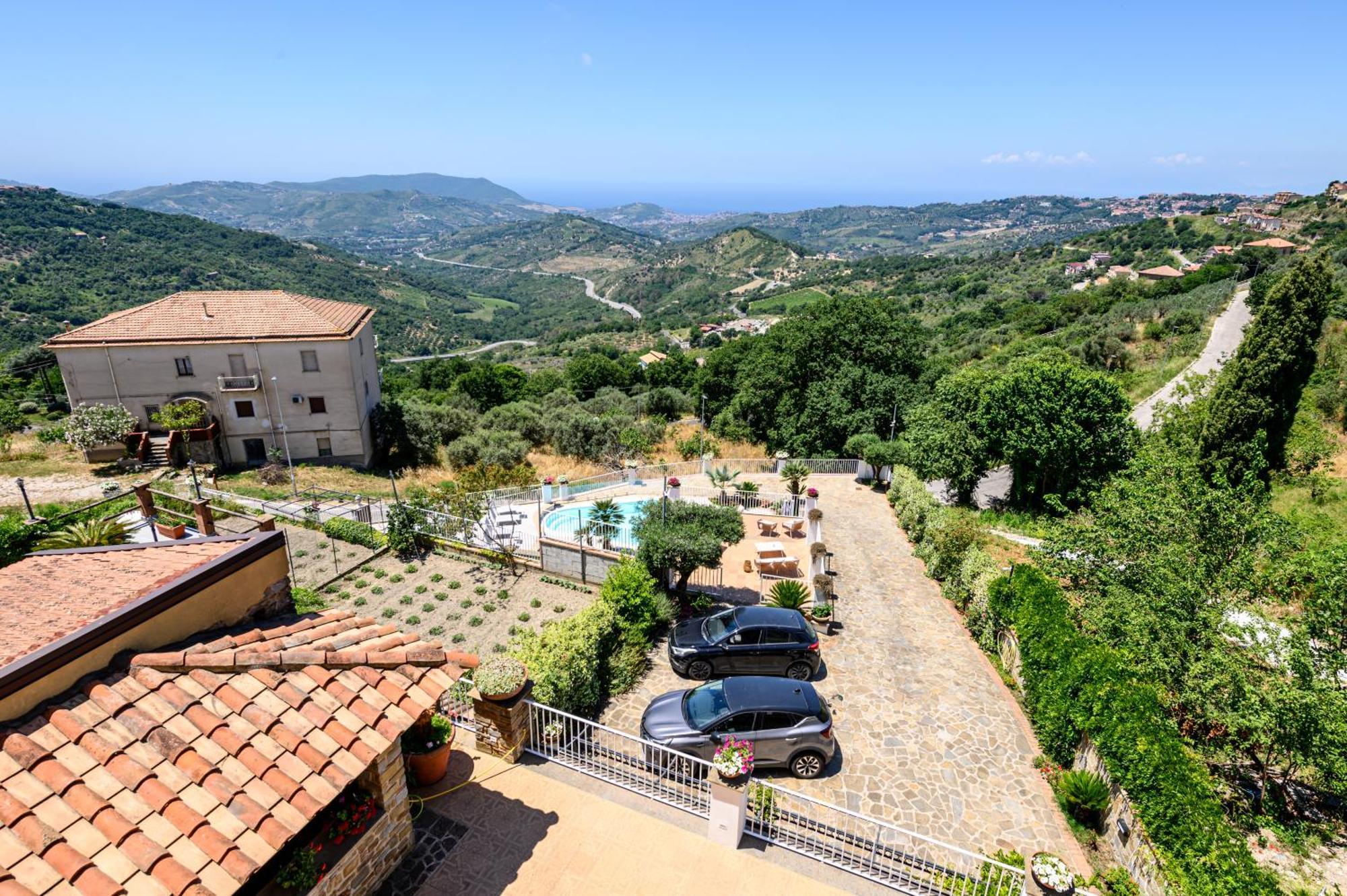 Готель Palazzo Gargano Prignano Cilento Екстер'єр фото